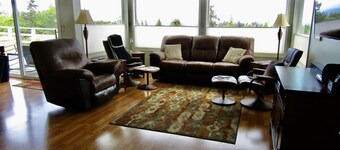 Beautiful home with gorgeous water views.
In Port Angeles, not White creek.