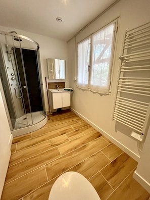 Shower - Villa Mansirot by Agence Bru - 341030 (Carcans)