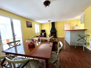 Dining - Villa Mansirot by Agence Bru - 341030 (Carcans)