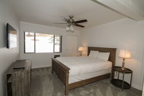 1 Schlafzimmer, kostenloses Internet, Bettwäsche
