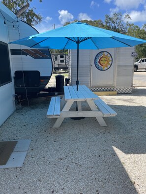 Outdoor dining - The place to go when you want to get away! (Key Largo)