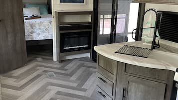 2 chambres, Wi-Fi gratuit, draps fournis