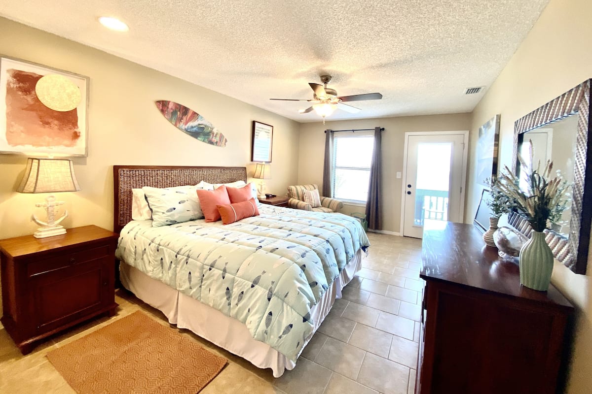 Condo, 2 Bedrooms, Balcony, Lagoon View (Pet Friendly - E202) | 3 bedrooms, individually decorated, individually furnished