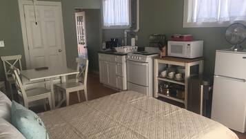 1 chambre, fer et planche à repasser, Wi-Fi