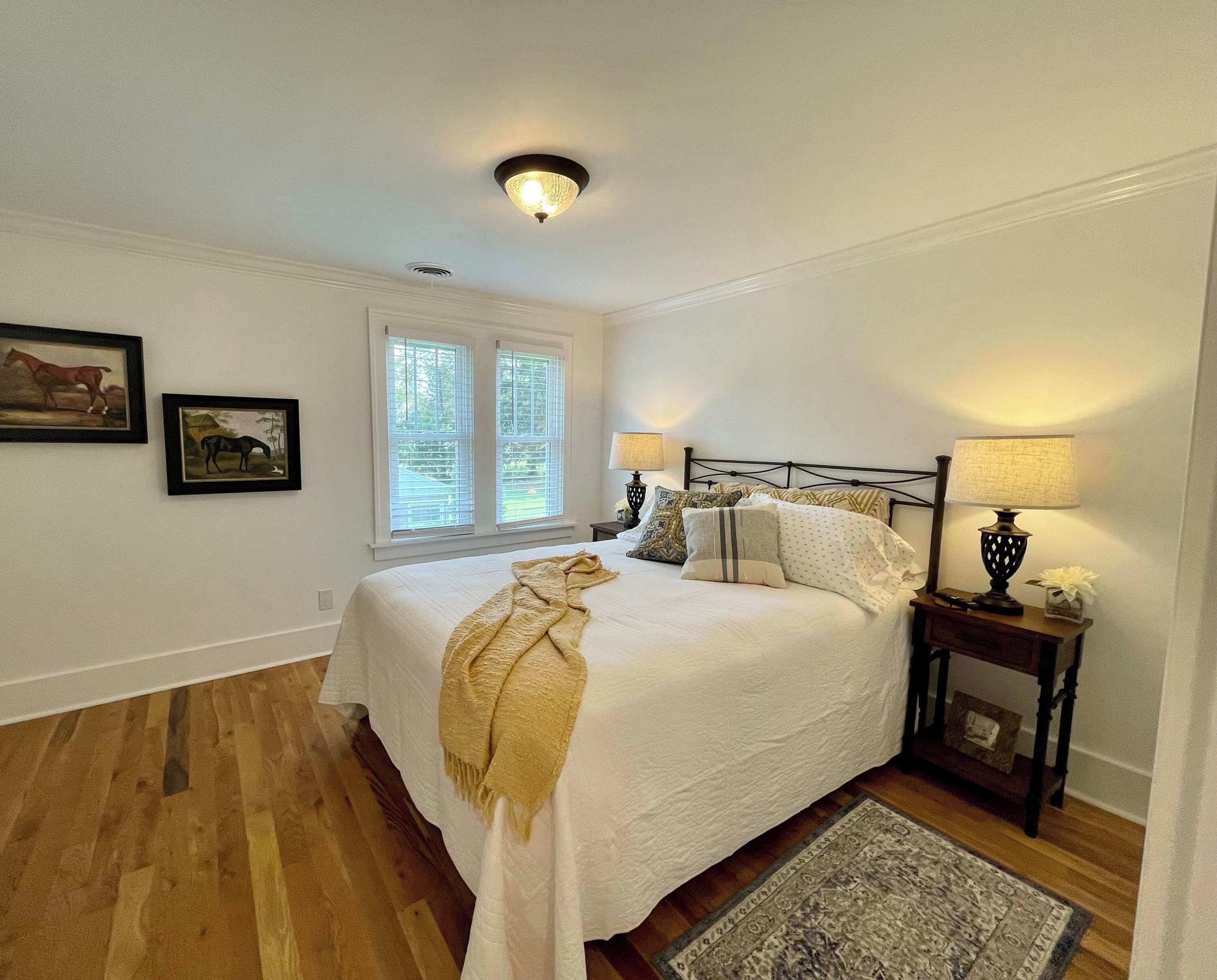 3 chambres, fer et planche à repasser, Wi-Fi gratuit, draps fournis