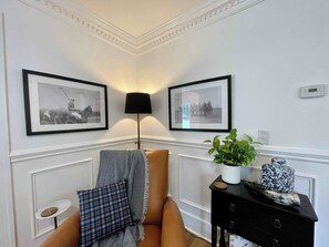 TV, fireplace, offices