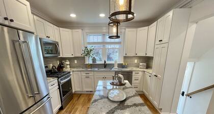 Newly renovated 3 bed/2bath pet friendly home. Walking distance of village!