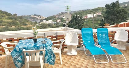 Conti Holiday Homes - Oleander with terrace overlooking the sea