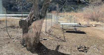 River front fishing house close to Quality Waters and Navajo State Park