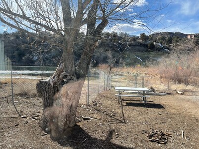 River front fishing house close to Quality Waters and Navajo State Park