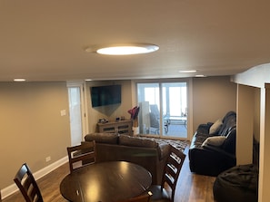 Smart TV, fireplace, music library, video library - Pet Friendly Huge Lake Front Home with Stunning Views (Round Lake Park)