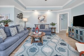 TV, books - Excellent Village Location | Private Pool | EV Charger | Dog Friendly! (Saint Simons Island)