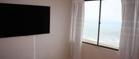 3 室のベッドルーム、アイロン / アイロン台、WiFi、ベッドシーツ