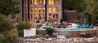 The Retreat at Crystal Creek - 8 miles to Downtown