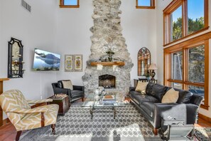 Smart TV, fireplace, printers