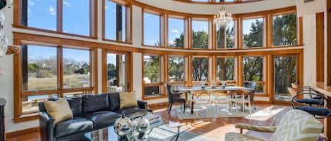 TV connectée, cheminée, imprimantes