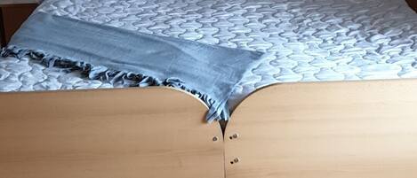 2 soverom, strykejern/-brett, wi-fi og sengetøy