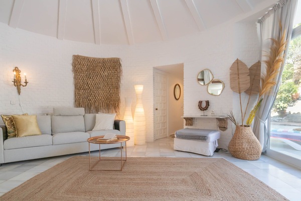 Sitting Area