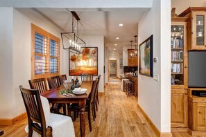 Dining - Abode at Winter Mooring, private hot tub, iconic Old Town location (Park City)