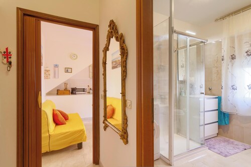 Central Apartment “Santantioco” near the Beach with Wi-Fi, A/C, Balcony
