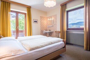 2 chambres, Wi-Fi gratuit, draps fournis