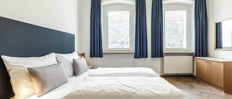 3 chambres, fer et planche Ă repasser, Wi-Fi gratuit, draps fournis