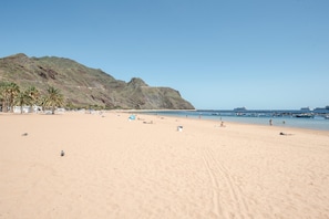 Vlak bij het strand