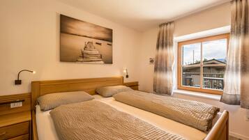 2 camere, ferro/asse da stiro, Wi-Fi gratuito, lenzuola