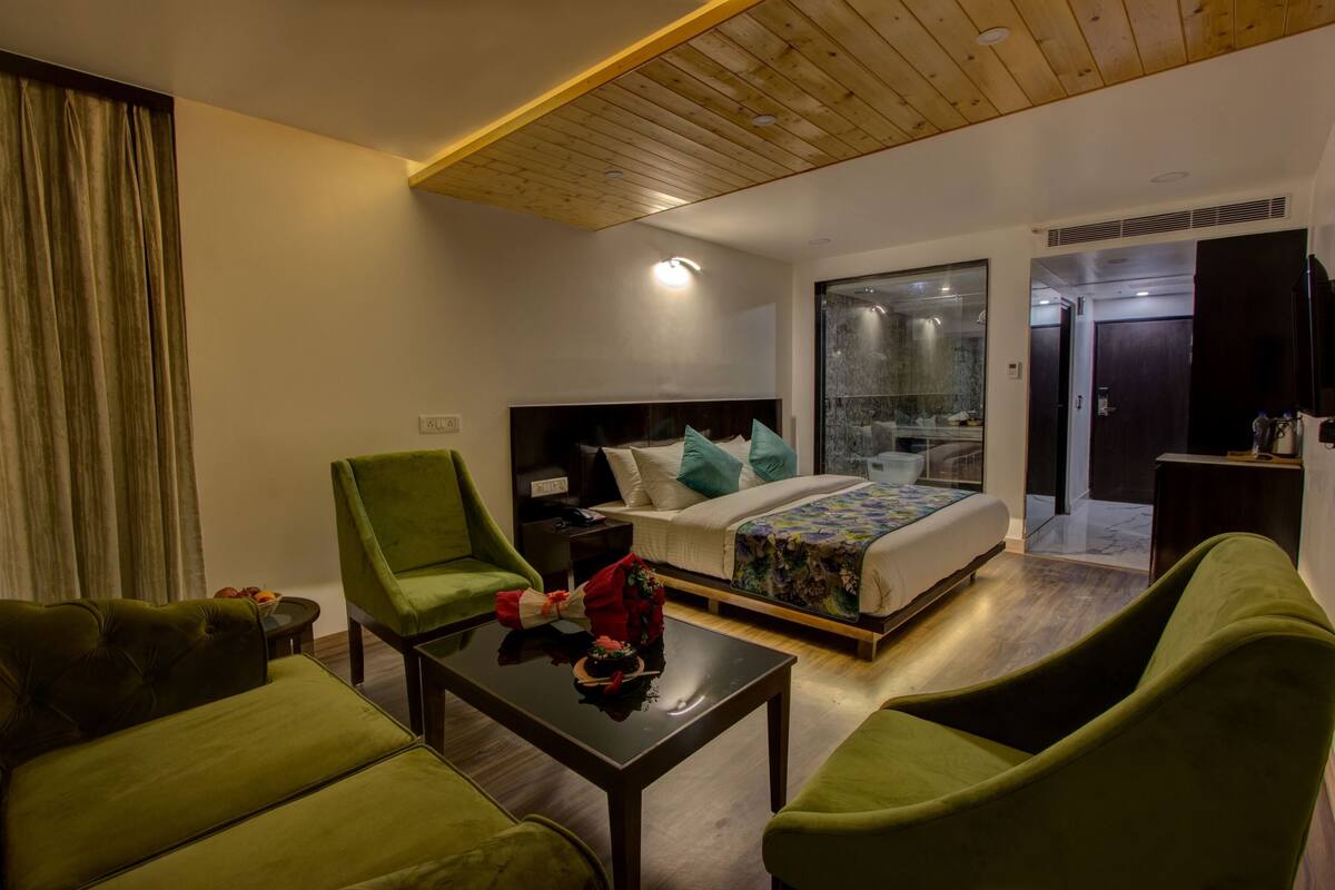 Superior Room, Valley View, Mountainside | Select Comfort beds, minibar, desk, blackout drapes