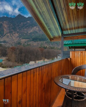 Terrace/patio - WoodRock Hotel Manali (Manali)