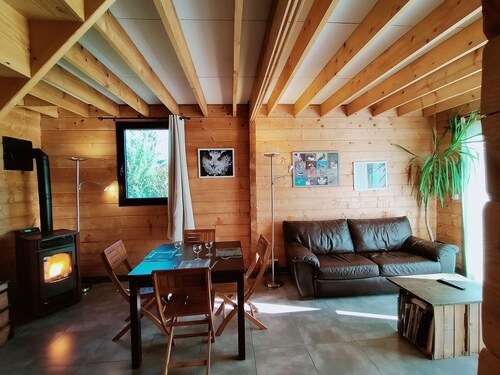 Cozy cottage by the lake oriental near Troyes