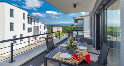 Apartment LAGANINI II with shared pool