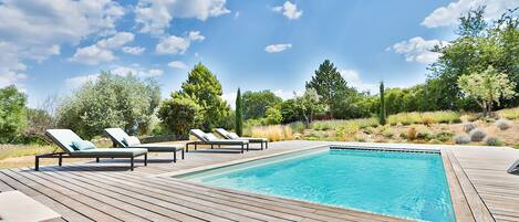 Piscine extérieure, piscine chauffée