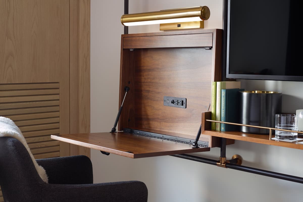 1 slaapkamer, een minibar, een kluis op de kamer, een bureau