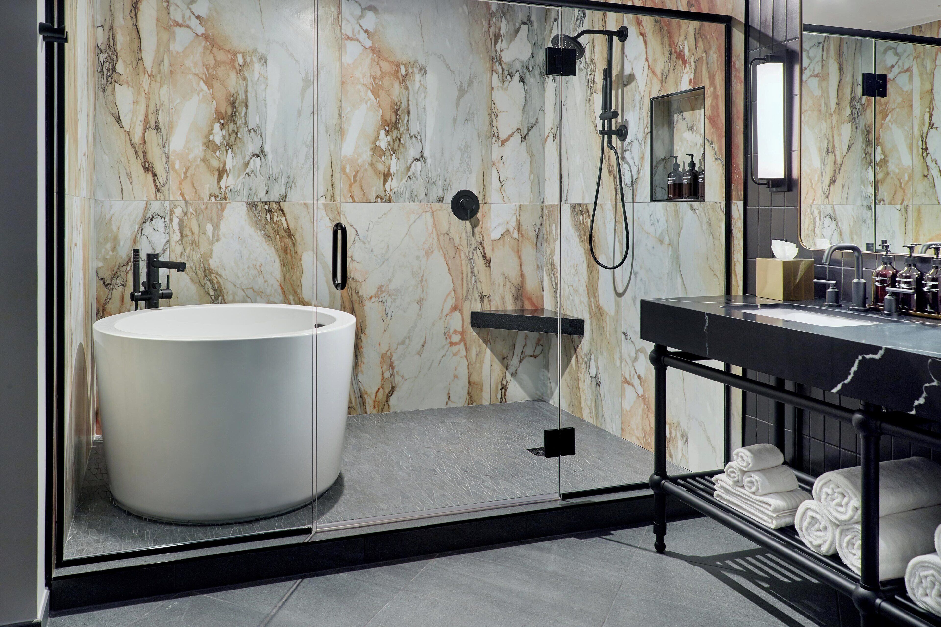 suite, 1 bedroom (bellyard) | bathroom | shower, free toiletries, hair dryer, bathrobes