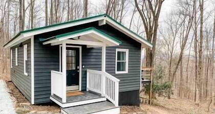 Mountain Retreat: Virginia Foothills