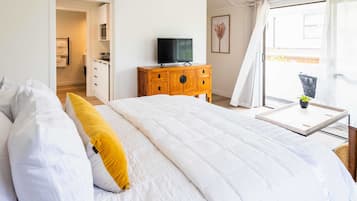 1 bedroom, iron/ironing board, WiFi, bed sheets