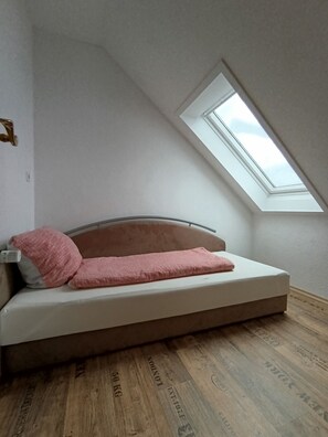 3 bedrooms, WiFi, bed sheets - Holiday home in the beautiful Ore Mountains (Sehmatal)