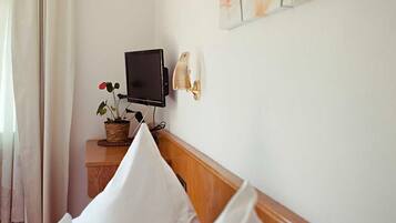 1 chambre, bureau, Wi-Fi, draps fournis