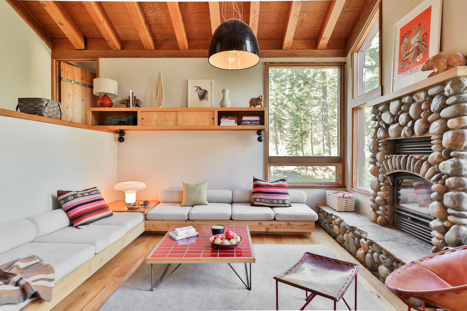 A Cabin by Heath, An Idyllic Escape in Lake Tahoe