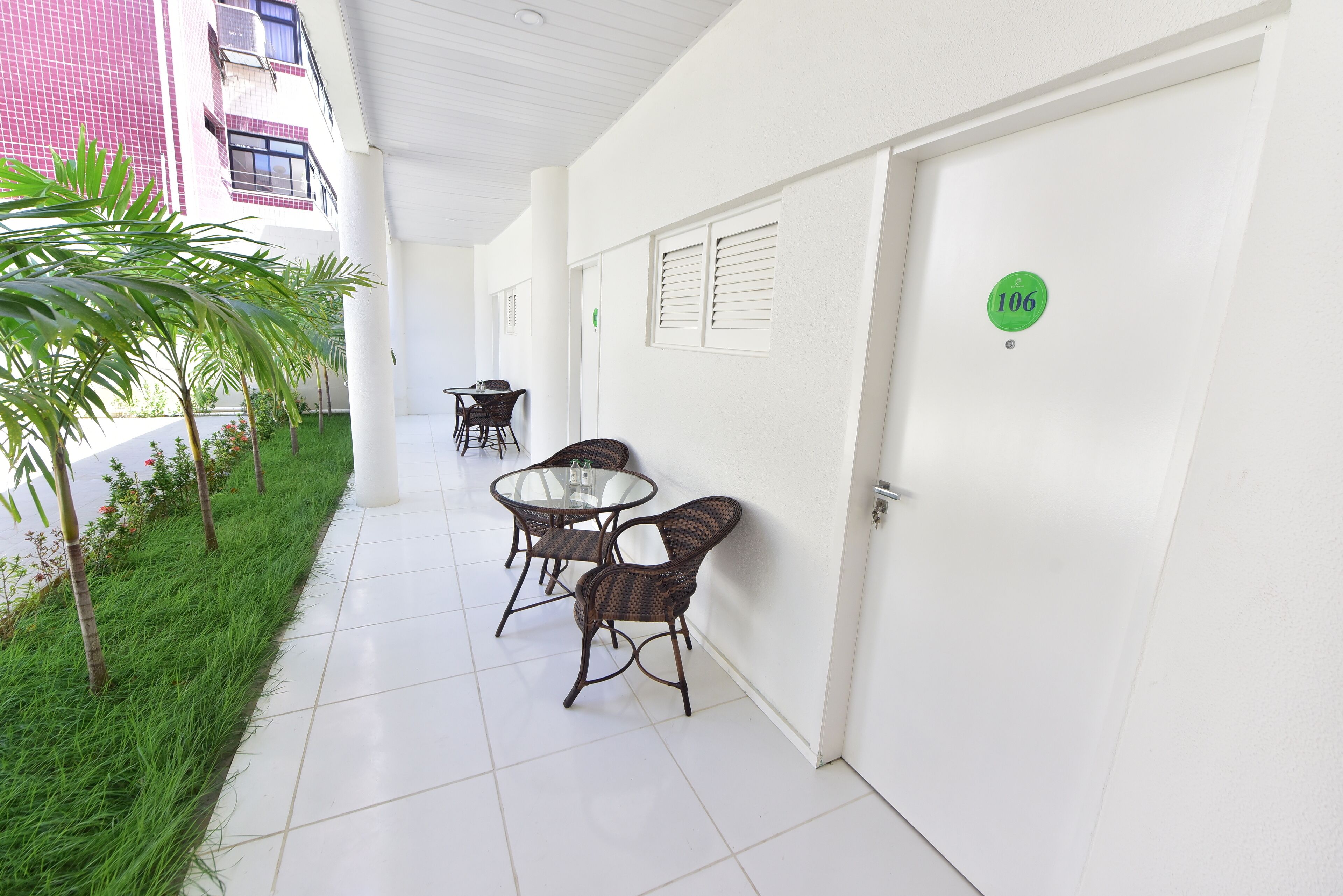 comfort double or twin room, lanai | lanai