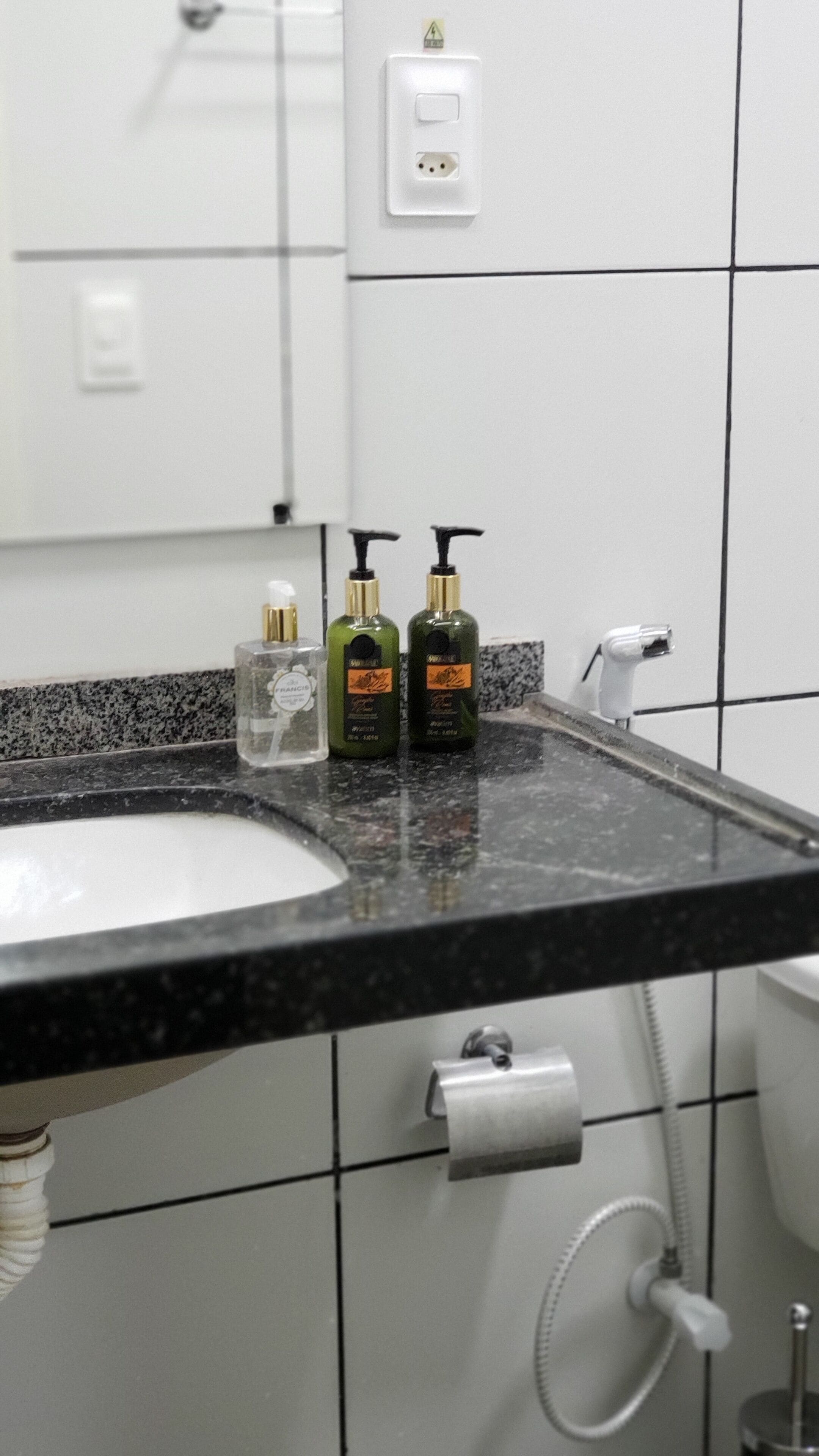 towels, soap, toilet paper