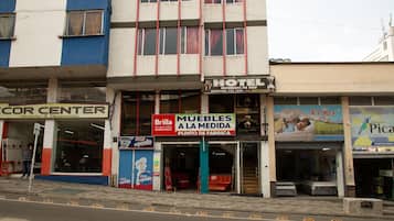 EntrĂ©e de lâhĂ©bergement