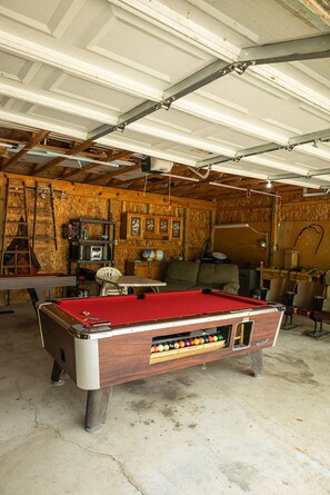 Game room - Riverfront Get-A-Way (LOUDONVILLE)