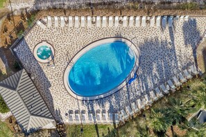 Innenpool, beheizter Pool