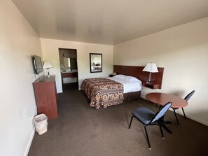 1 Queen Bed, Non Smoking