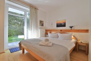 1 habitación, tabla de planchar con plancha y wifi 