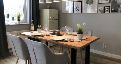 FeWo "Auszeit am See" - Im Naturpark Mecklenburgische Schweiz, direkt am See.