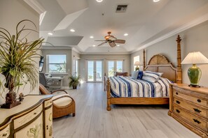 3 bedrooms, desk, iron/ironing board, free WiFi