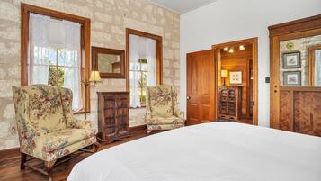 1 chambre, fer et planche à repasser, accès au Wi-Fi (inclus)